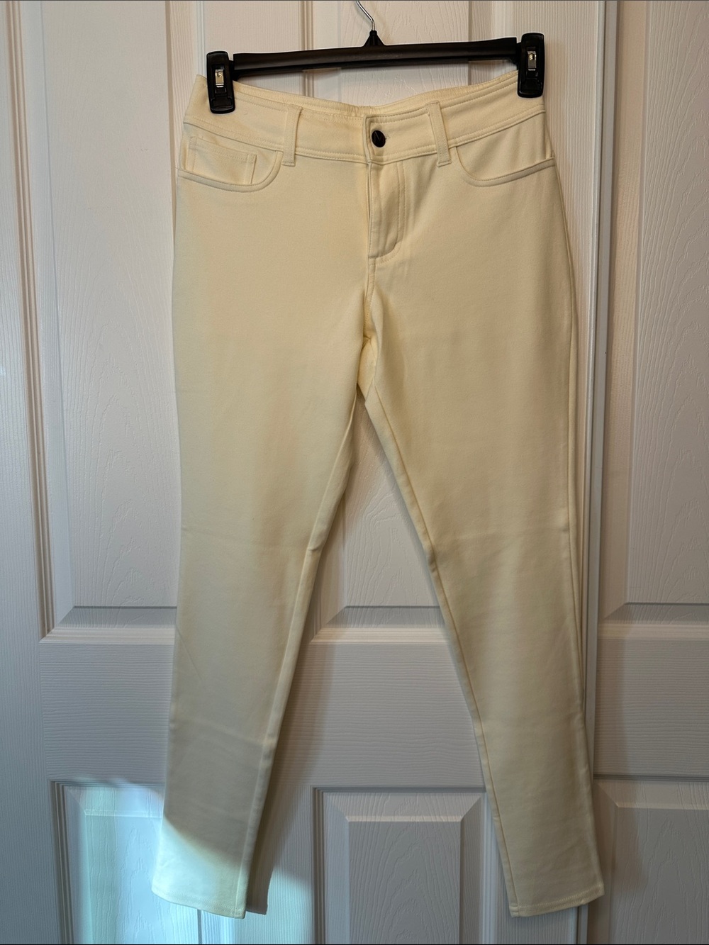 Cream Super SOFT Slim Stretch Pants by MeMoi